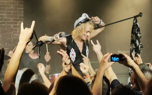 Le soir où Michael Monroe a mis le feu à Paris